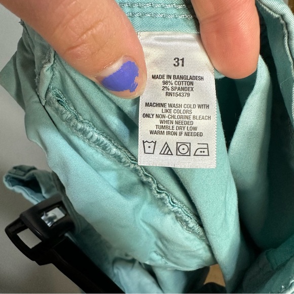 Aeropostale Colored Shorts, size 31 - Picture 5 of 7